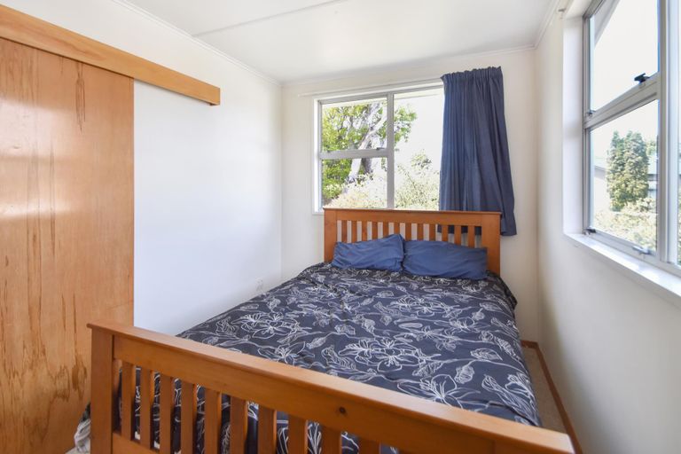 Photo of property in 2 Hunter Crescent, Twizel, 7901