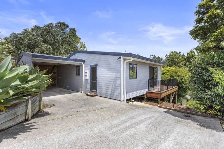 Photo of property in 77a Stott Avenue, Birkdale, Auckland, 0626