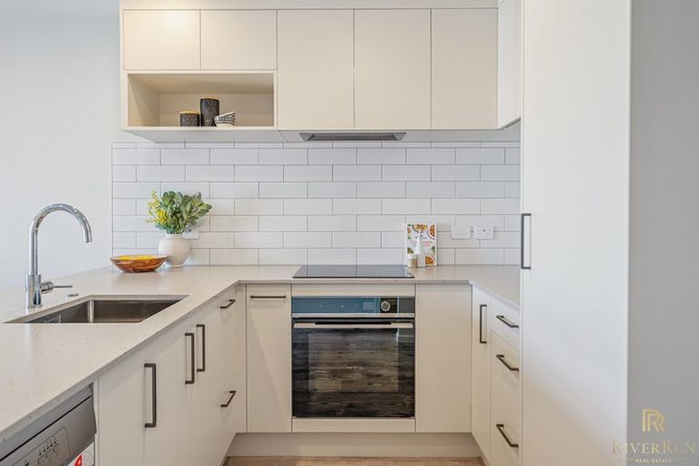 Photo of property in 20a King Street, Upper Hutt Central, Upper Hutt, 5018