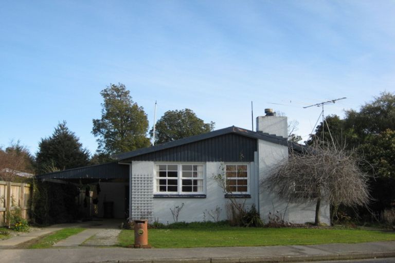 Photo of property in 66 Hillary Street, Winton, 9720