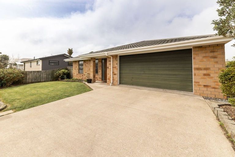 Photo of property in 103 Peel Street, Westport, 7825