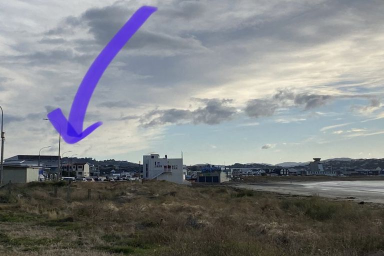 Photo of property in 3/100 Lyall Parade, Lyall Bay, Wellington, 6022