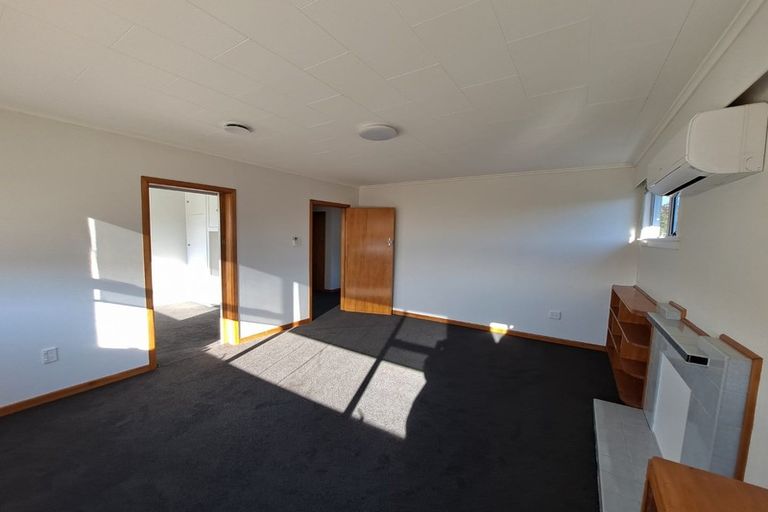 Photo of property in 37b Breakwater Road, Moturoa, New Plymouth, 4310