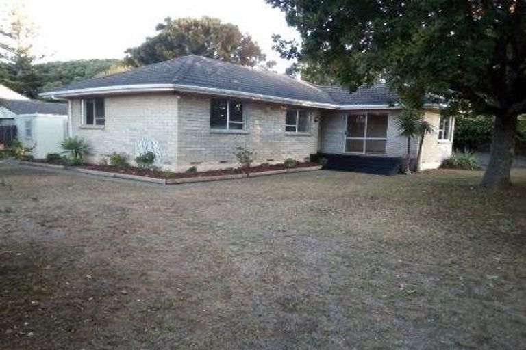 Photo of property in 4 Marotiri Drive, Ruakaka, 0116