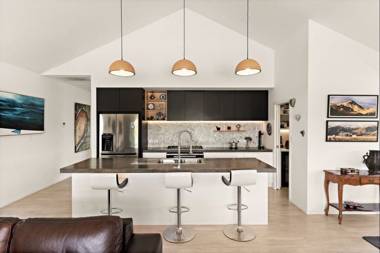 Photo of property in 9 Mill Grove, Clareville, Carterton, 5713