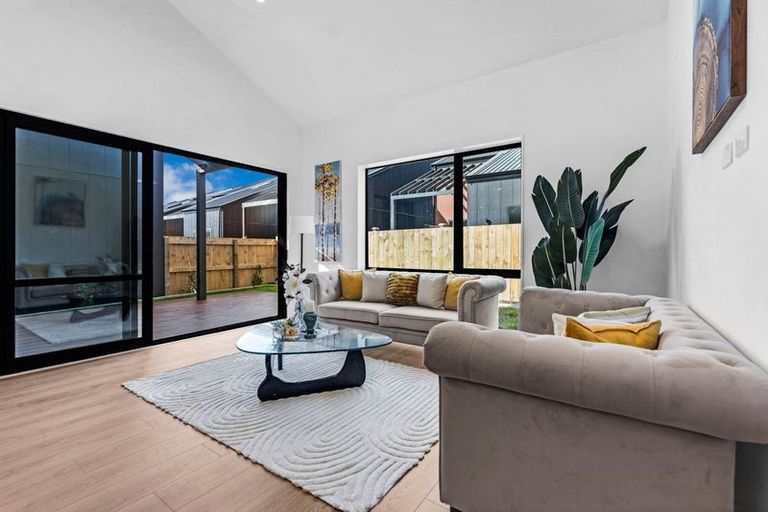 Photo of property in 11 Murray Grey Lane, Karaka, 2580