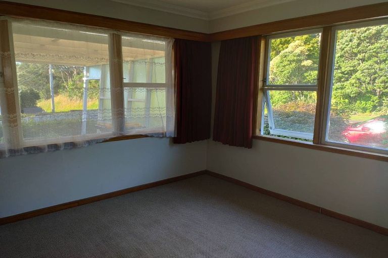 Photo of property in 20 Victoria Road, New Plymouth, 4310