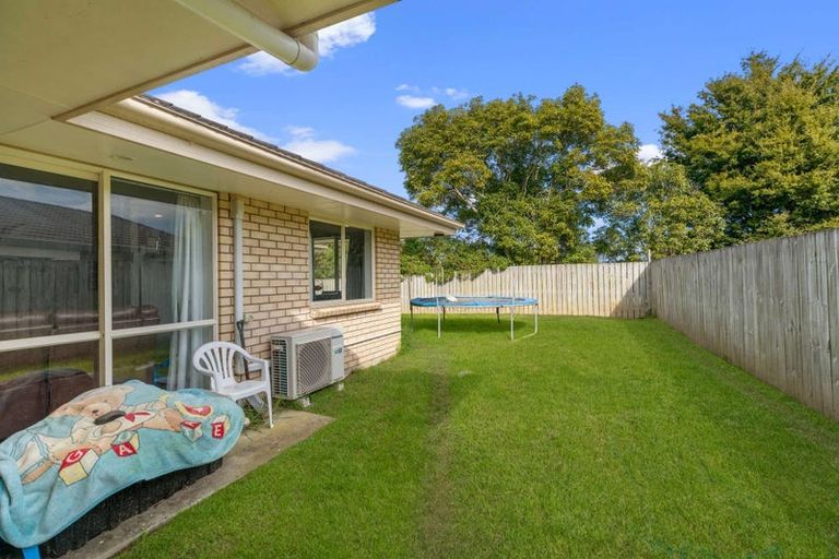 Photo of property in 19 Liddesdale Place, Papakura, 2110