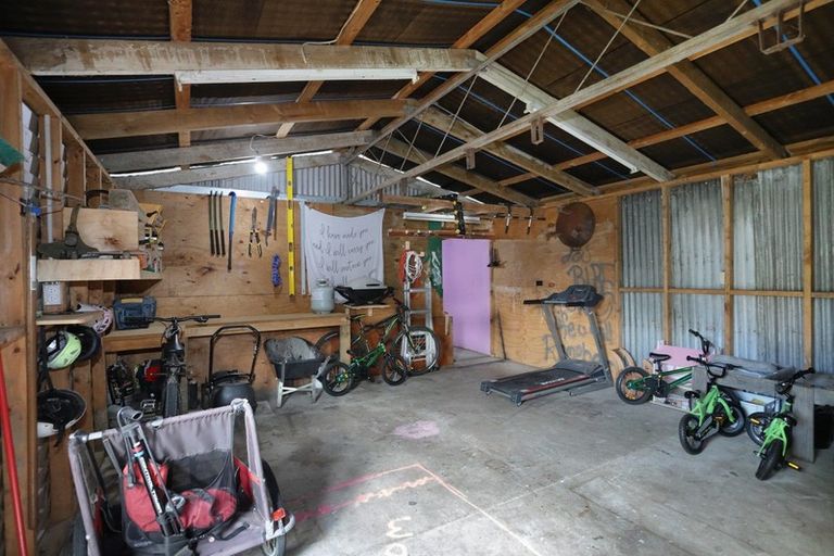 Photo of property in 24 Churchill Avenue, Feilding, 4702