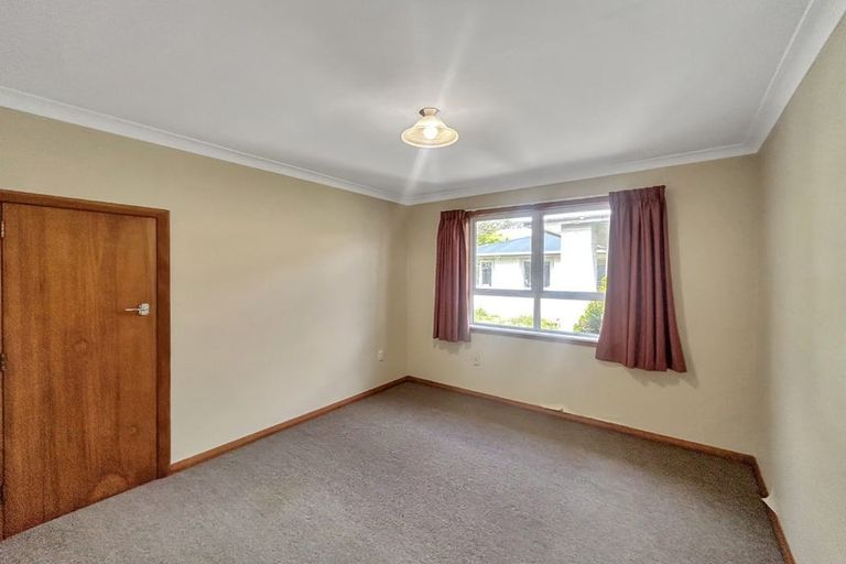 Photo of property in 52 Birmingham Street, Takaro, Palmerston North, 4412