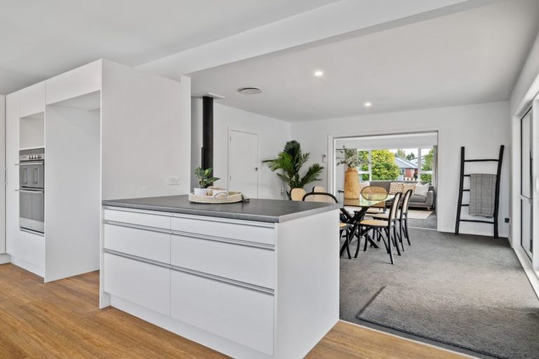 Photo of property in 408 Main North Road, Redwood, Christchurch, 8051