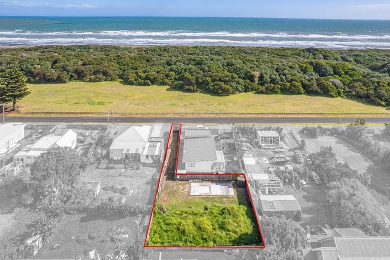 Photo of property in 46 Seafront Road, Castlecliff, Whanganui, 4501