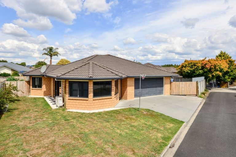 Photo of property in 22a Madison Street, Cambridge, 3434