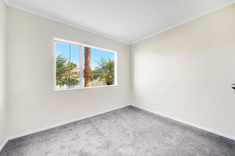 Photo of property in 2 Dunaff Place, Flat Bush, Auckland, 2019