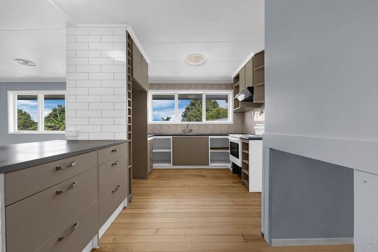 Photo of property in 9 Rata Street, Waiuku, 2123