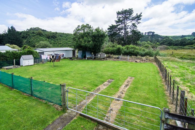 Photo of property in 30 Bridge Street, Eketahuna, 4900