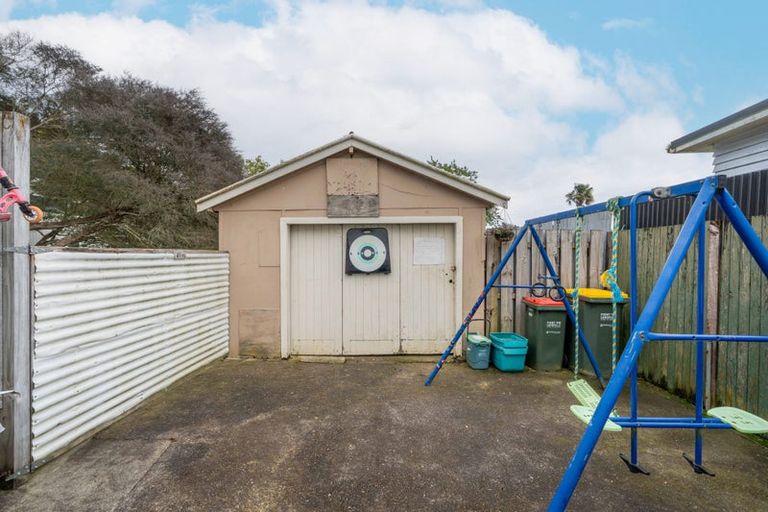 Photo of property in 30 Pine Avenue, Bader, Hamilton, 3206