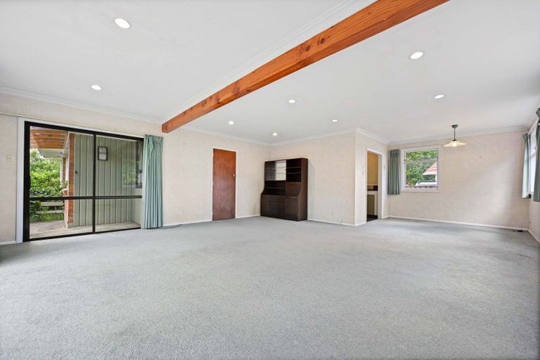 Photo of property in 56 Pulham Crescent, Queenwood, Hamilton, 3210