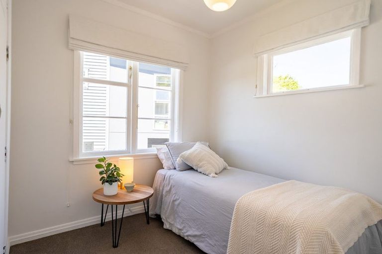 Photo of property in 12 Glenside Road, Glenside, Wellington, 6037