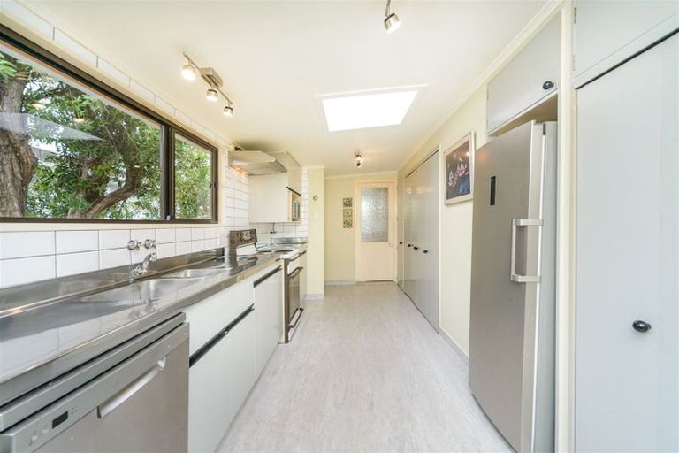 Photo of property in 73 Keeling Street, West End, Palmerston North, 4412