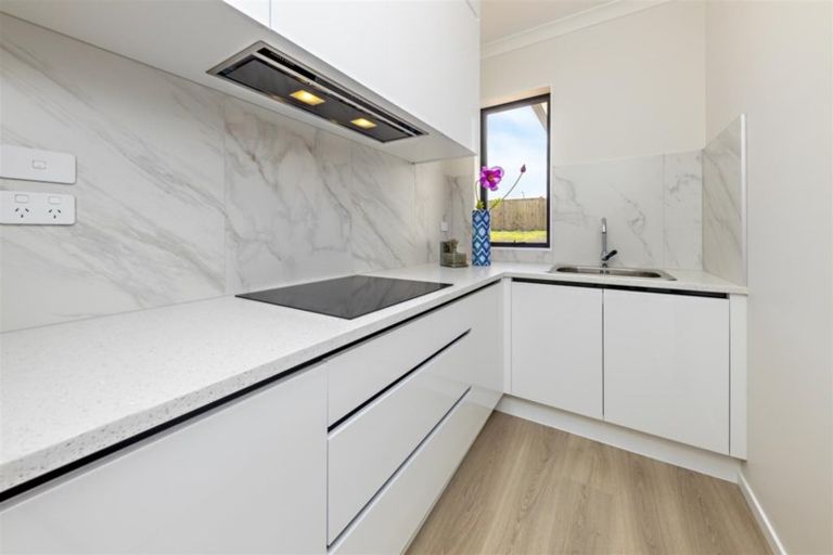 Photo of property in 16 Hutukawa Drive, Beachlands, Auckland, 2018