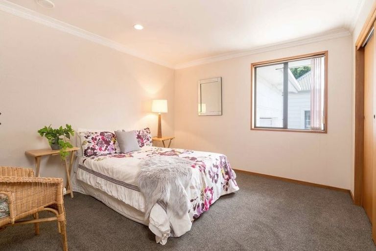 Photo of property in 54 Glenpark Avenue, Mornington, Dunedin, 9011