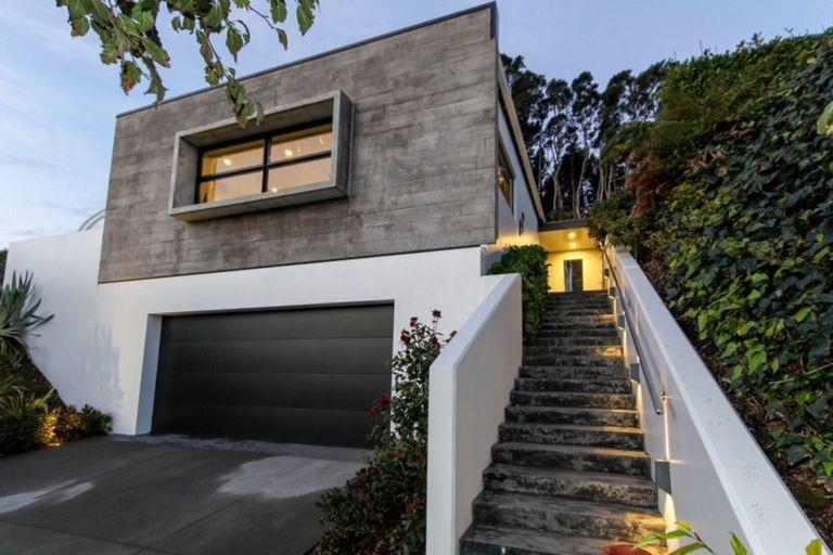 Photo of property in 82 Karamea Street, Whalers Gate, New Plymouth, 4310