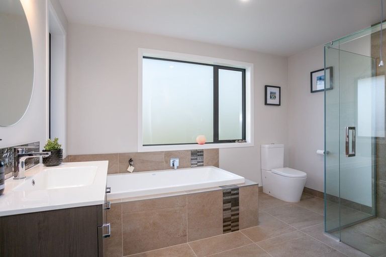 Photo of property in 43 Seachange Drive, Leamington, Cambridge, 3432