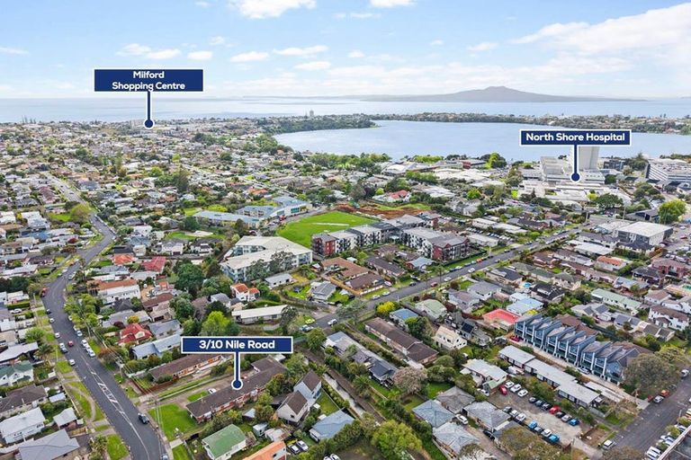 Photo of property in 3/10 Nile Road, Milford, Auckland, 0620