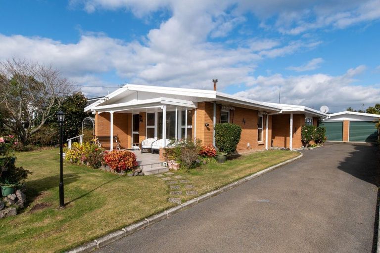 Photo of property in 8 Carlton Street, Glenholme, Rotorua, 3010