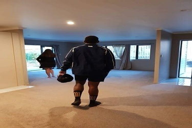 Photo of property in 20a Malmo Place, Massey, Auckland, 0614