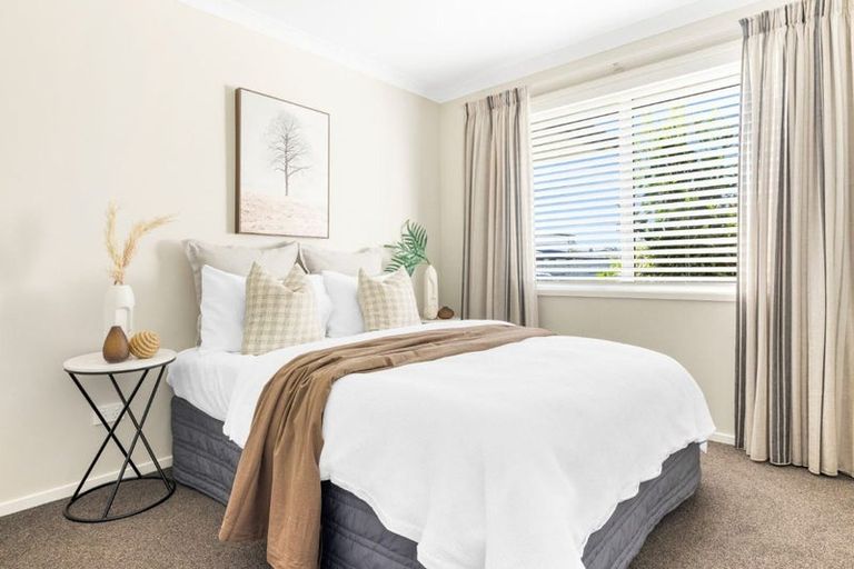 Photo of property in 98 Penetaka Heights, Pyes Pa, Tauranga, 3112