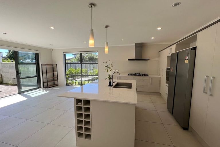 Photo of property in 16 Riviera Drive, Flat Bush, Auckland, 2019