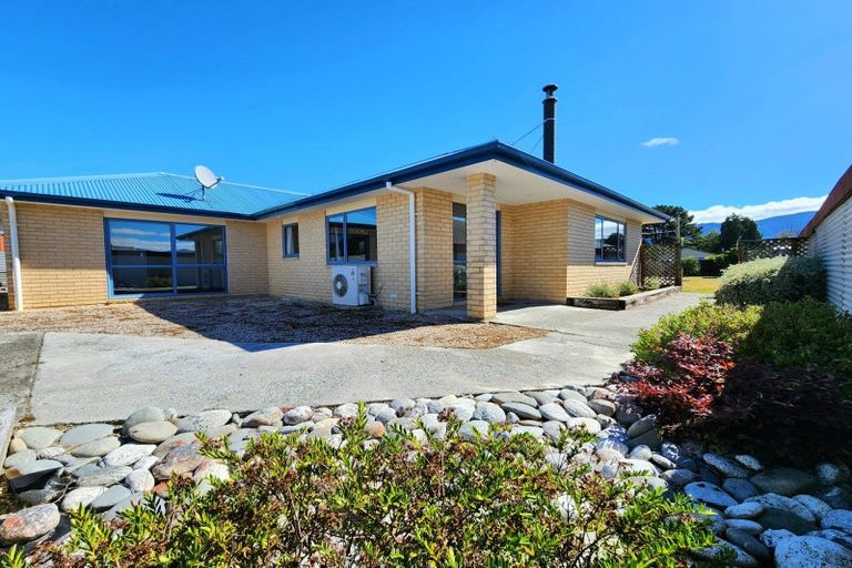Photo of property in 4 Pukaki Avenue, Ngahere, Dobson, 7872