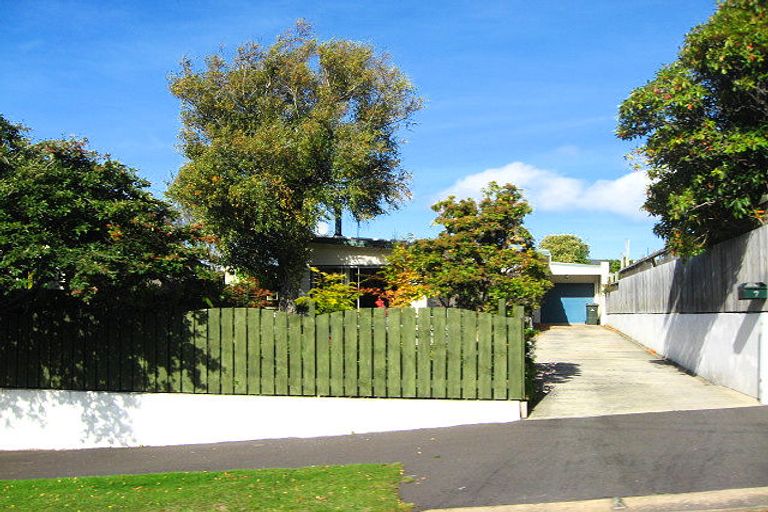 Photo of property in 7 Derwent Street, Helensburgh, Dunedin, 9010