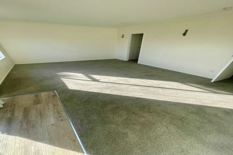 Photo of property in 2/236 Helston Road, Paparangi, Wellington, 6037