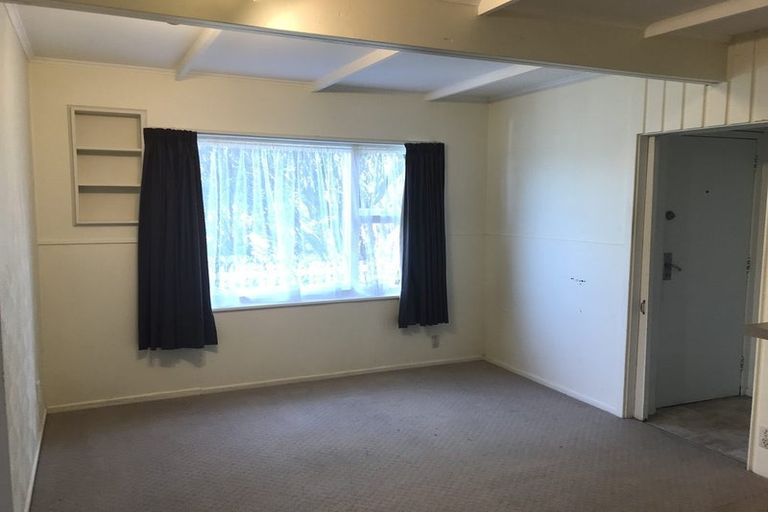 Photo of property in 73 Volga Street, Island Bay, Wellington, 6023