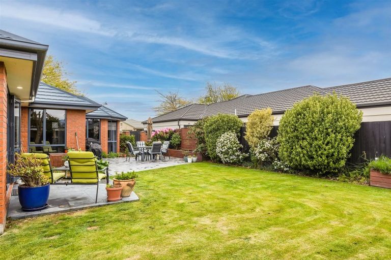 Photo of property in 43 Marsack Crescent, Halswell, Christchurch, 8025