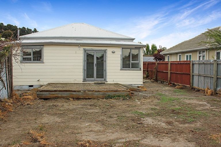 Photo of property in 87 Ottawa Road, Wainoni, Christchurch, 8061