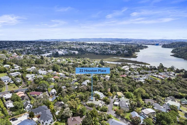 Photo of property in 22 Houston Place, Bayview, Auckland, 0629