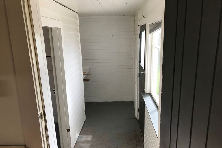 Photo of property in 326 Bay View Road, South Dunedin, Dunedin, 9012