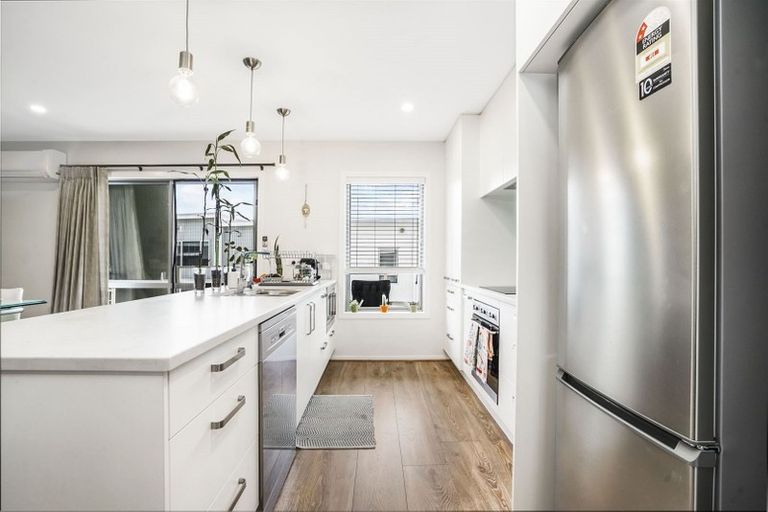 Photo of property in 7/19 Ruakiwi Road, Hamilton Lake, Hamilton, 3204