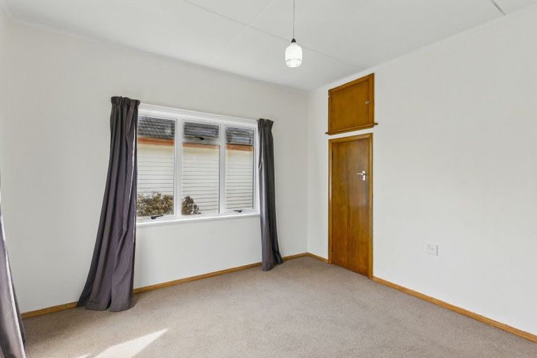 Photo of property in 18 Hannan Street, Levin, 5510