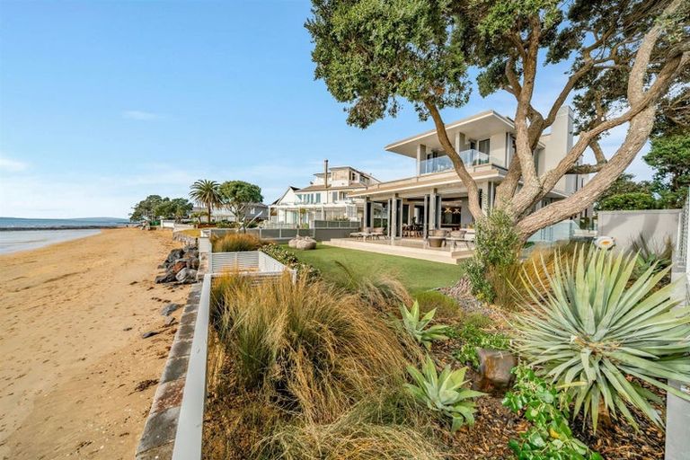 Photo of property in 29 Cecil Road, Milford, Auckland, 0620