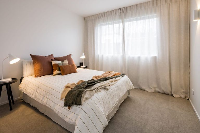 Photo of property in 3 Matata Road, Kenepuru, 5022