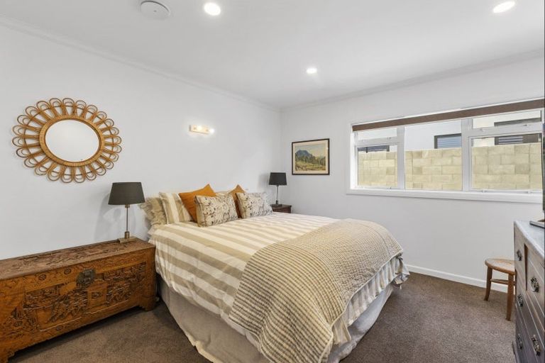 Photo of property in 85 Karewa Parade, Papamoa Beach, Papamoa, 3118