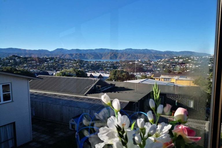 Photo of property in 18c Rangitane Street, Maupuia, Wellington, 6022