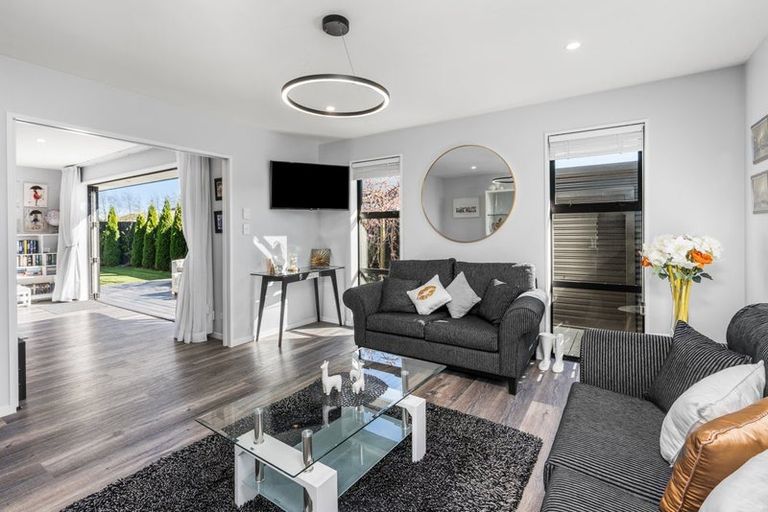 Photo of property in 19 Whitburn Avenue, Halswell, Christchurch, 8025