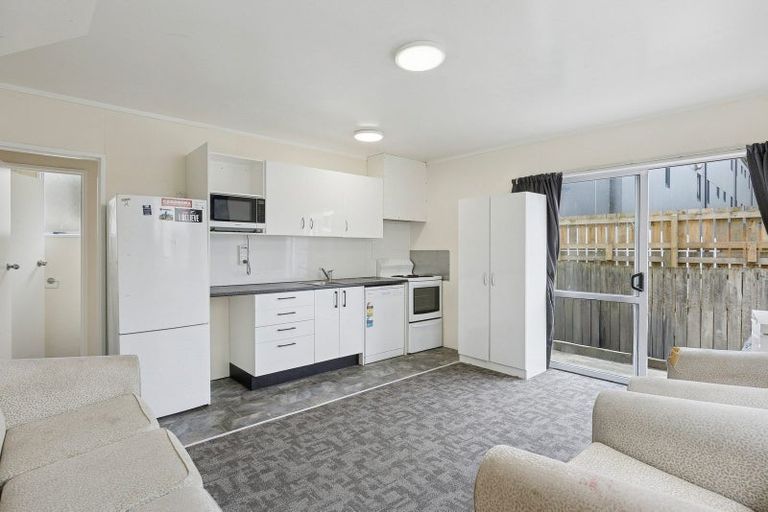 Photo of property in 633 Castle Street, North Dunedin, Dunedin, 9016