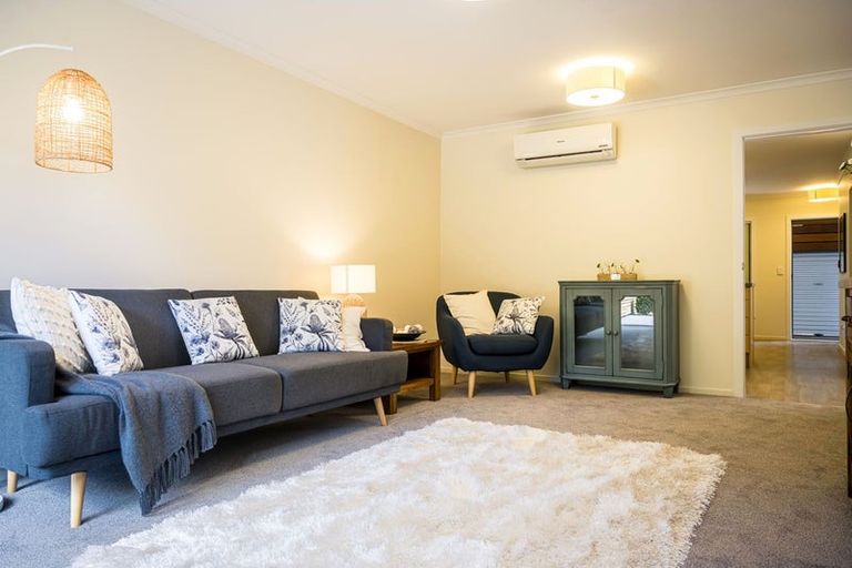 Photo of property in 29e Wai-iti Crescent, Woburn, Lower Hutt, 5010